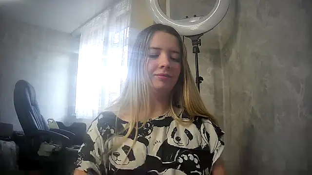 ViolaCandy online show from October 31, 4:57 am
