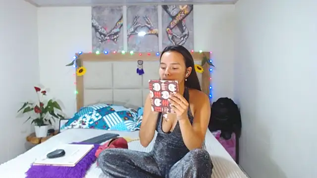 valentina hearts online show from March 17, 12:19 am