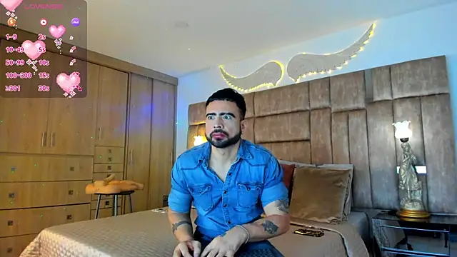 Snapshot of petterwilly1 chatting on July 12, 3:03 pm petterwilly1 online show from July 12, 3:03 pm
