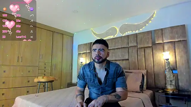 Snapshot of petterwilly1 chatting on July 18, 3:05 pm petterwilly1 online show from July 18, 3:05 pm