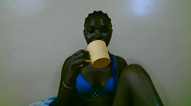 petite 12 online show from March 21, 5:00 am