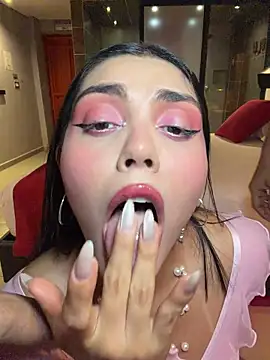 zui lu online show from April 13, 1:44 am