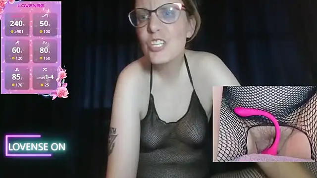 PernillaGirl online show from May 13, 7:11 pm