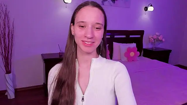 StaceySunny online show from March 26, 5:29 pm