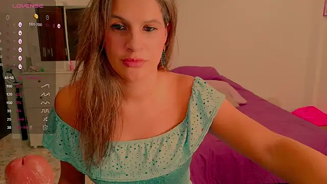 Snapshot of dalila_sexxx chatting on June 13, 4:43 am dalila sexxx online show from June 13, 4:43 am