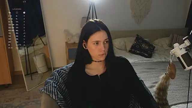 jennetdoll online show from March 25, 6:36 pm