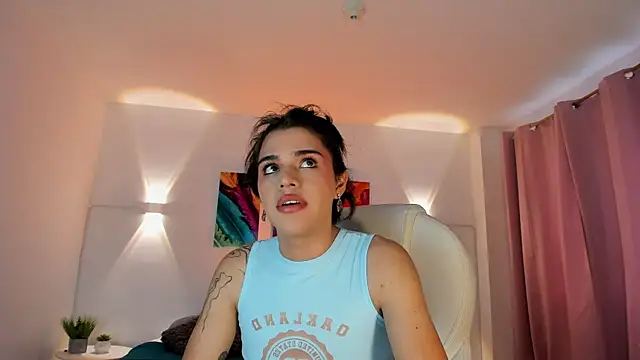 NoahCasstro online show from December 22, 9:31 pm