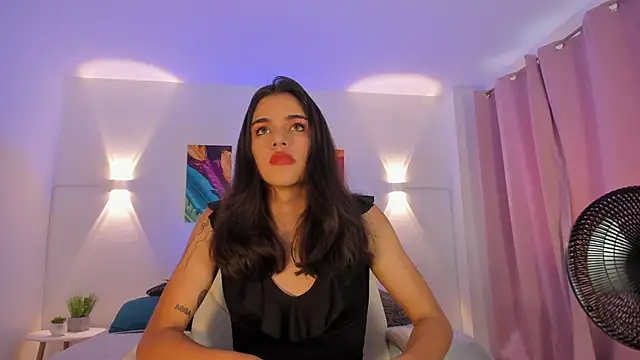 NoahCasstro online show from February 9, 2:18 pm