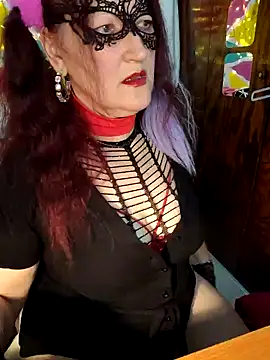 Snapshot of SabrinaXlovess chatting on January 10, 5:24 pm SabrinaXlovess online show from January 10, 5:24 pm