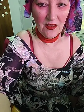 Snapshot of SabrinaXlovess chatting on March 2, 5:53 pm SabrinaXlovess online show from March 2, 5:53 pm