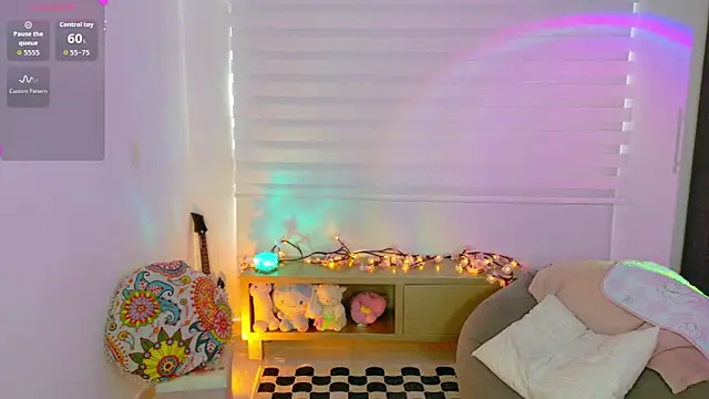 Kittytimberlake online show from June 19, 6:23 pm