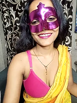 Snapshot of REVA_DARLING chatting on June 12, 6:56 am REVA DARLING online show from June 12, 6:56 am