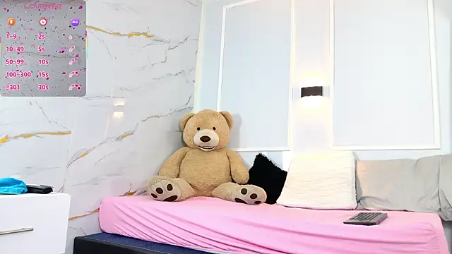 zorravioletta1 online show from April 8, 11:54 am