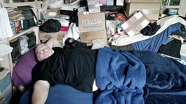 hadeszeuss2 online show from March 5, 3:08 pm