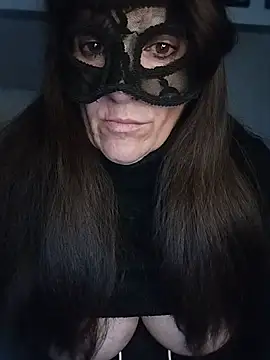 Snapshot of 23Milly chatting on December 10, 7:00 pm 23Milly online show from December 10, 7:00 pm