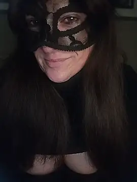 Snapshot of 23Milly chatting on December 14, 5:07 am 23Milly online show from December 14, 5:07 am