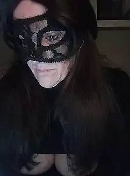 Snapshot of 23Milly chatting on December 20, 7:01 am 23Milly online show from December 20, 7:01 am