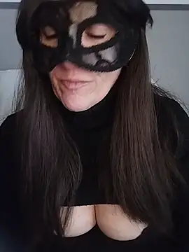 Snapshot of 23Milly chatting on January 21, 9:03 am 23Milly online show from January 21, 9:03 am