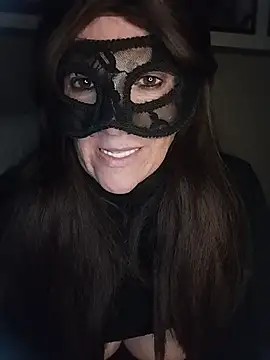 Snapshot of 23Milly chatting on February 4, 7:33 pm 23Milly online show from February 4, 7:33 pm