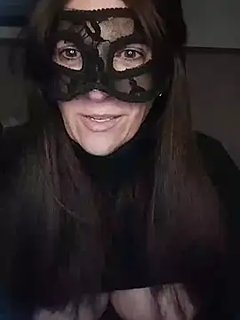 Snapshot of 23Milly chatting on March 3, 7:28 pm 23Milly online show from March 3, 7:28 pm