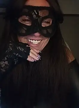 Snapshot of 23Milly chatting on September 25, 6:28 am 23Milly online show from September 25, 6:28 am