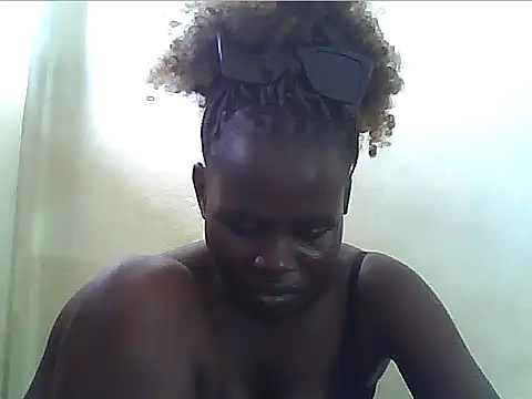 Sexyhotgal22 online show from May 1, 7:35 am
