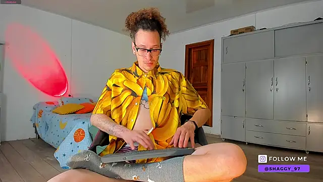 MrShaggy online show from June 1, 5:42 am