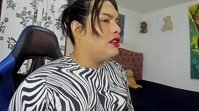 Margoth Montilla online show from April 15, 3:02 am