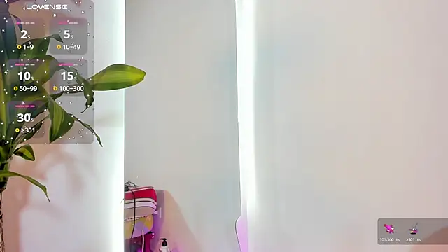 Snapshot of Anahi_Cruz7 chatting on March 10, 11:37 am Anahi Cruz7 online show from March 10, 11:37 am