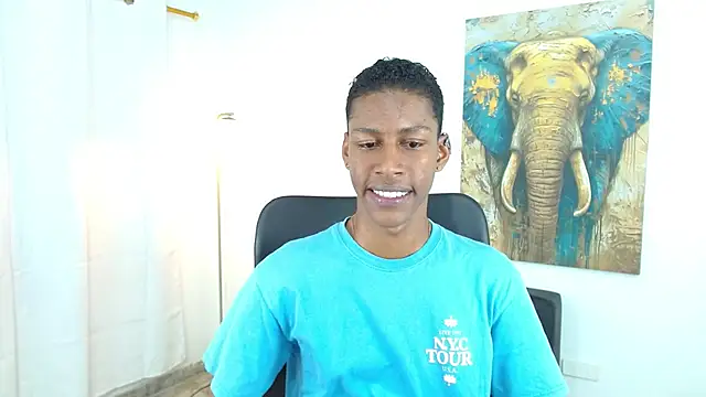 maiki18  online show from November 10, 8:41 pm