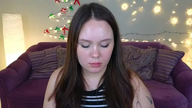 miki miki cutie  online show from December 20, 8:34 pm