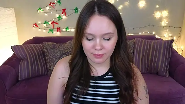 miki miki cutie  online show from December 22, 5:23 am