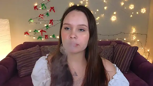 miki miki cutie  online show from December 25, 7:34 pm