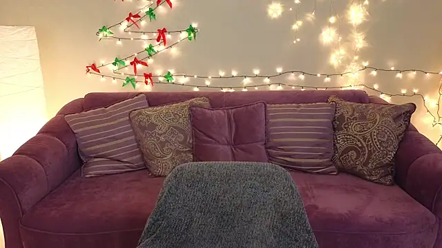 miki miki cutie  online show from December 29, 10:03 pm