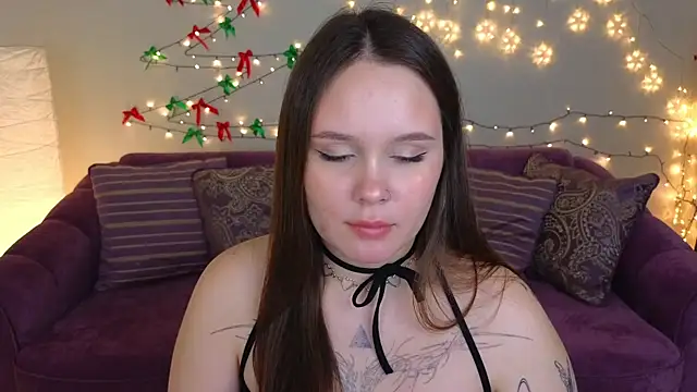 miki miki cutie  online show from January 3, 7:18 pm