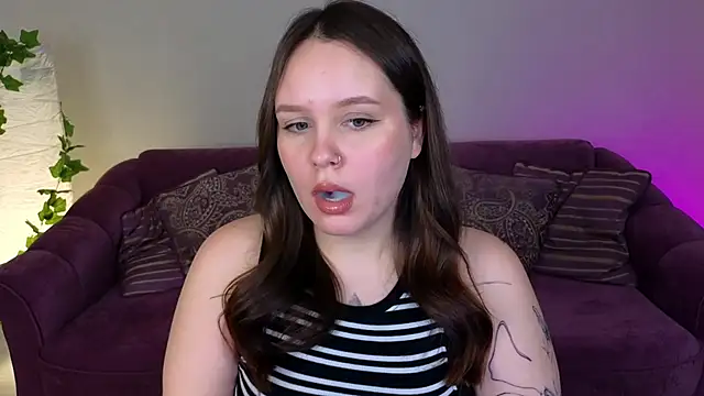 miki miki cutie  online show from January 15, 4:54 pm