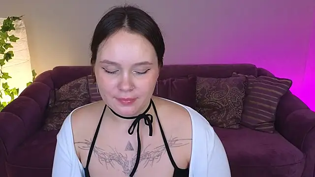 miki miki cutie  online show from January 30, 11:13 pm