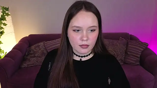 miki miki cutie  online show from February 3, 8:03 pm