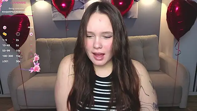 miki miki cutie  online show from February 14, 8:05 pm