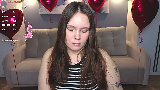 miki miki cutie  online show from February 14, 11:09 pm