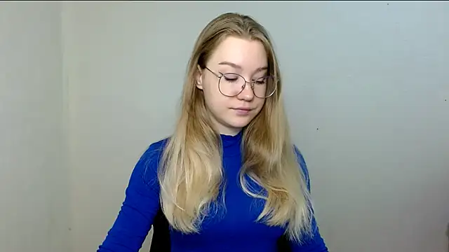 cindi hot online show from May 30, 9:17 am