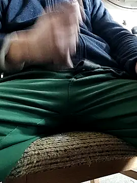 armando1983 hot online show from February 2, 10:25 am