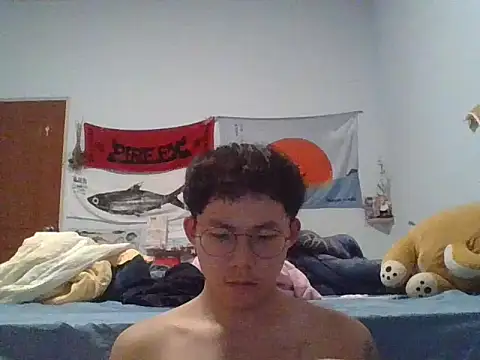 ZHIIz online show from March 6, 12:23 pm