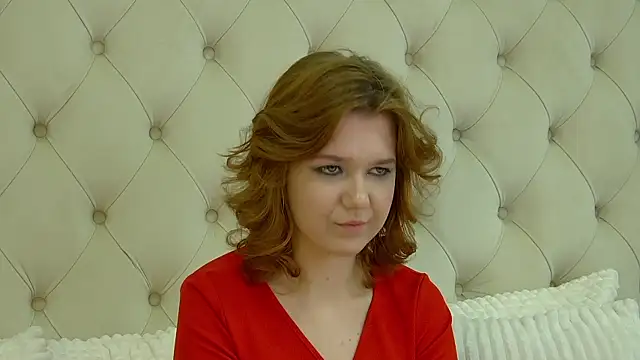 LessySmith online show from February 14, 10:04 pm