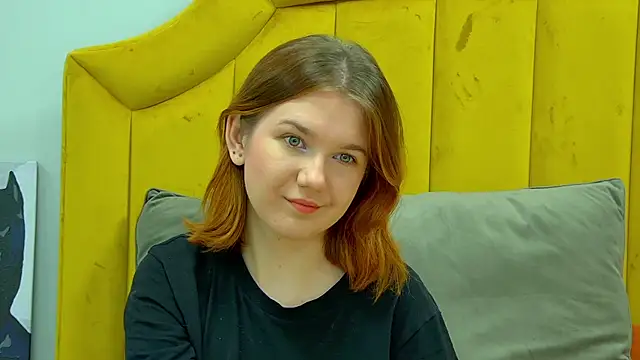 LessySmith online show from November 10, 4:17 pm