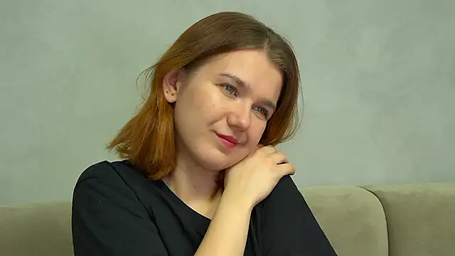 LessySmith online show from November 15, 4:36 pm