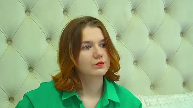 LessySmith online show from February 22, 4:38 pm