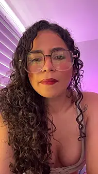 Snapshot of cinnamon_rosa chatting on January 17, 6:55 pm cinnamon rosa online show from January 17, 6:55 pm