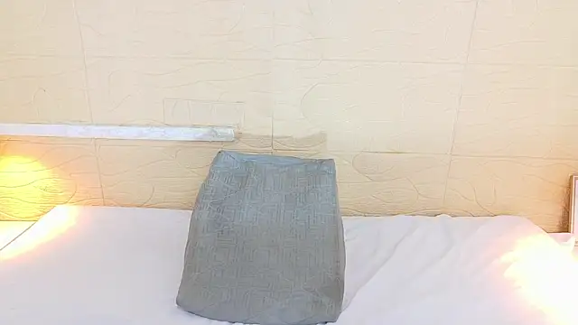 Shamiraa moore online show from March 15, 7:48 pm