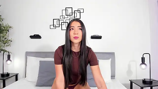 Hannaos online show from March 30, 11:11 am